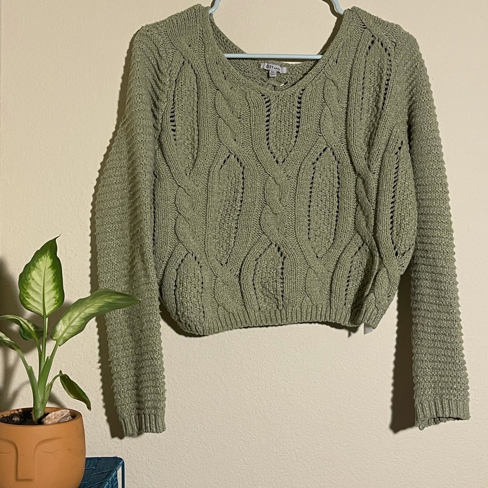Soft green knitted crop sweater